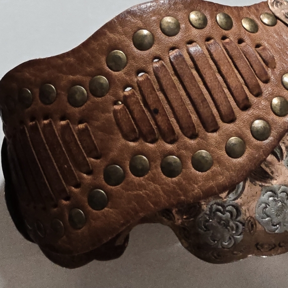 Vintage CHICOS camel Leather copper Silver Morraco Concho Belt Boho Adjustable - Picture 11 of 13